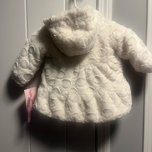 Widgeon faux fur jacket size 12 months new - Picture 2 of 4